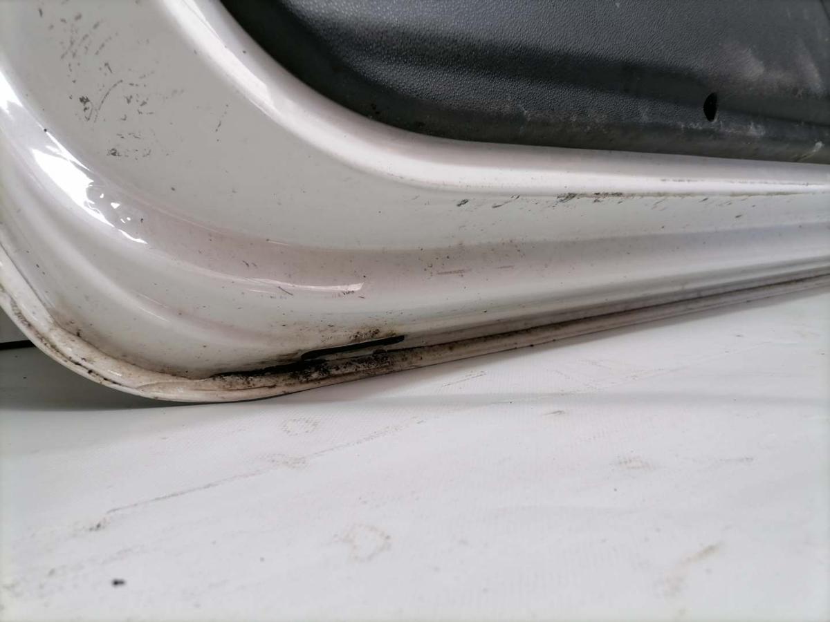 VW Fox original T&uuml;r vorn links LB9A Candyweiss Rohbau Bj.2010